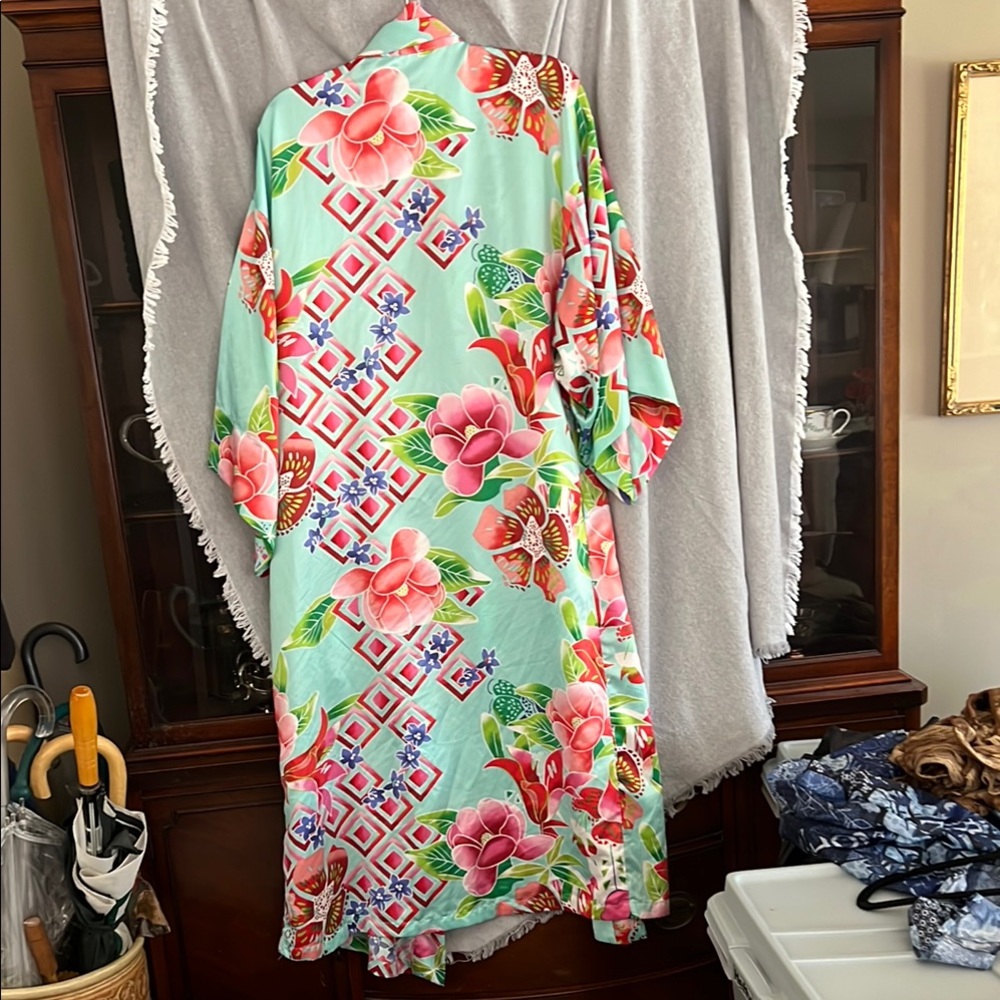 Natori Multicolor Floral Robe - Picture 3 of 6